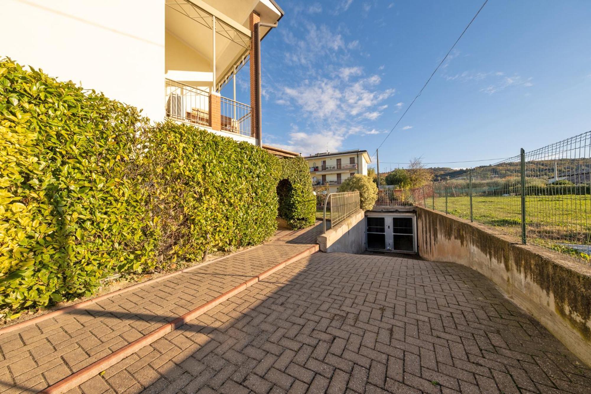 Apartmentsgarda - Rosa Chiare باردولينو المظهر الخارجي الصورة
