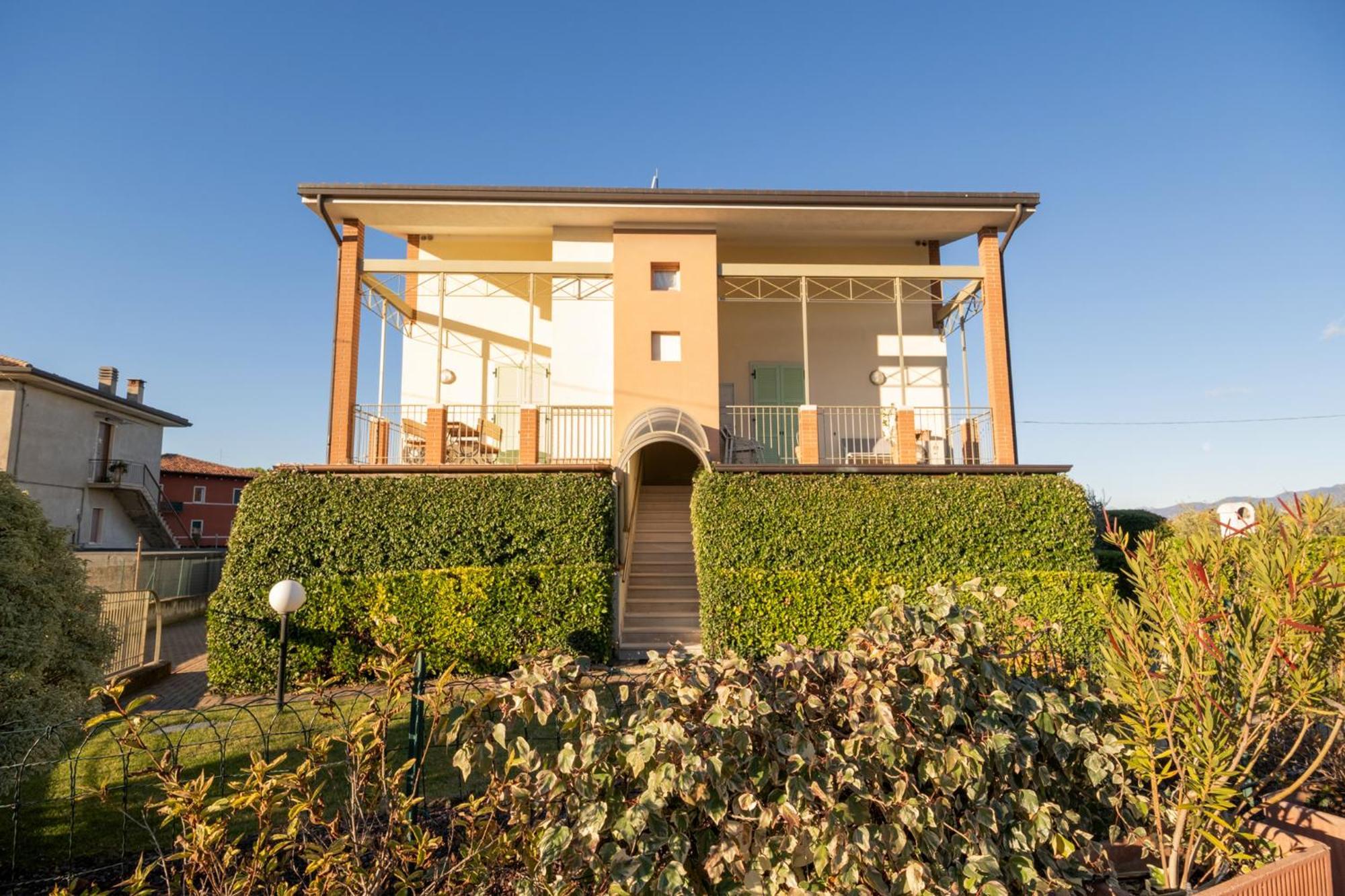Apartmentsgarda - Rosa Chiare باردولينو المظهر الخارجي الصورة