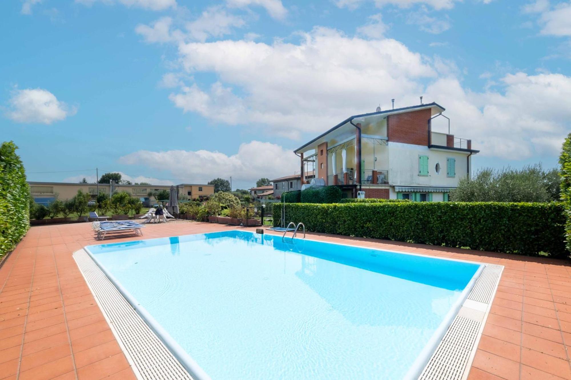 Apartmentsgarda - Rosa Chiare باردولينو المظهر الخارجي الصورة